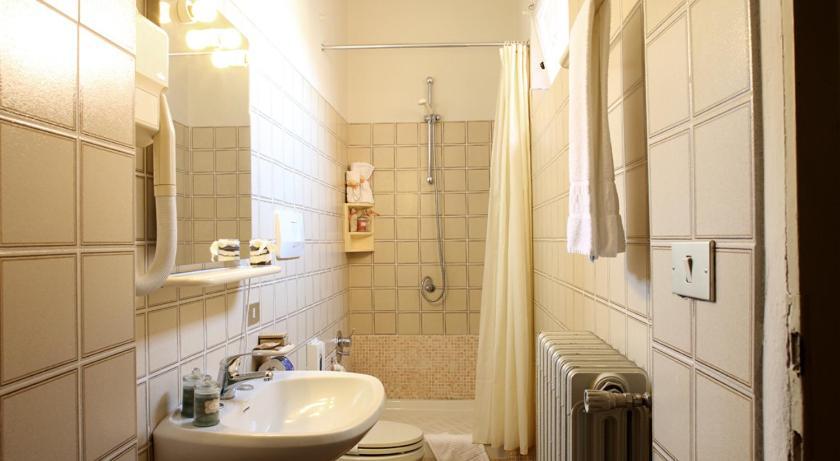 Residence In Centro Mantua Zimmer foto