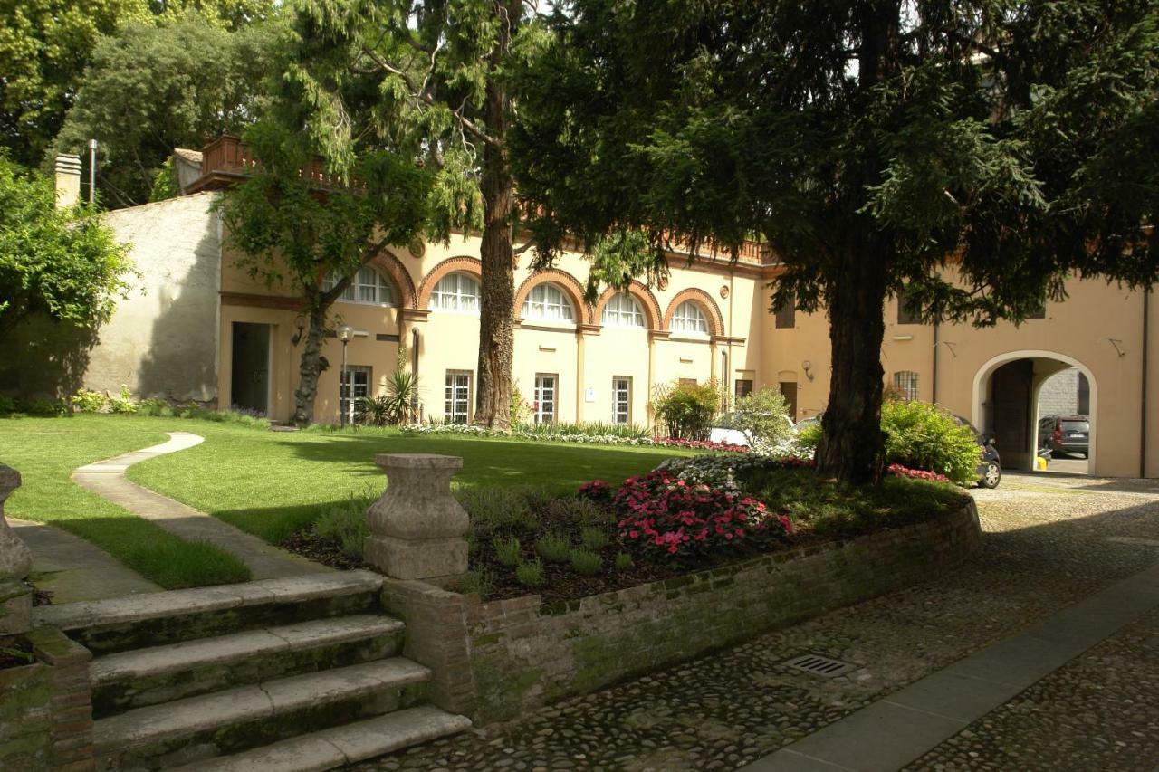 Residence In Centro Mantua Exterior foto