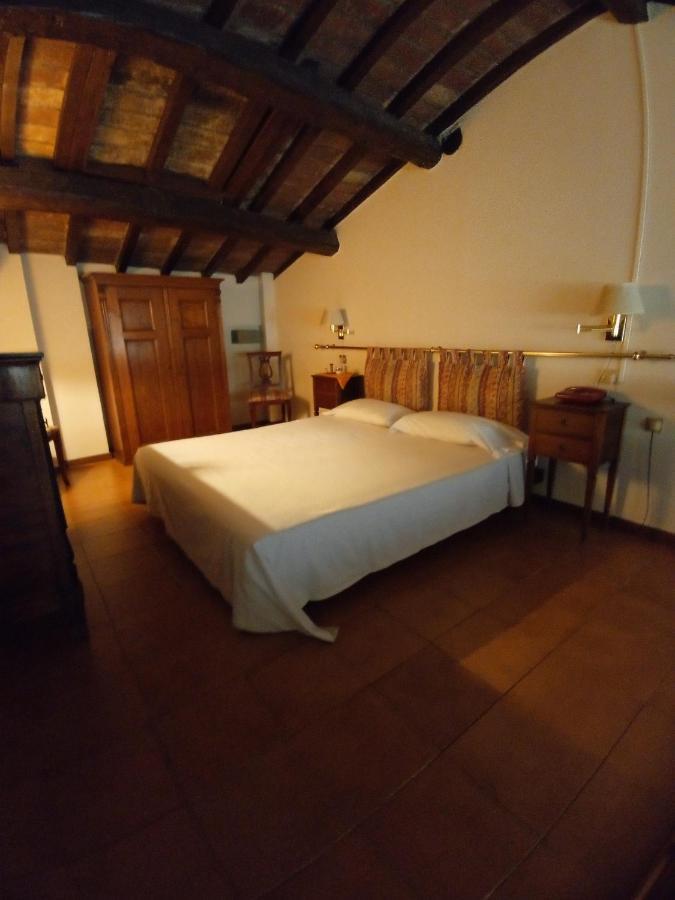 Residence In Centro Mantua Exterior foto